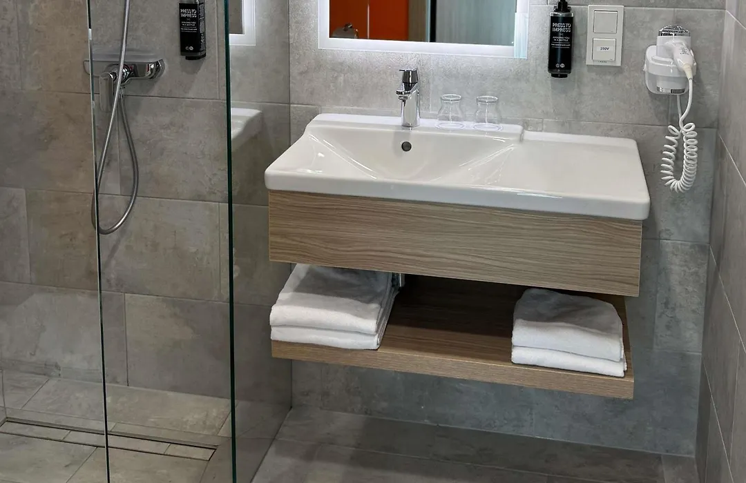 ibis Styles Warszawa City-1